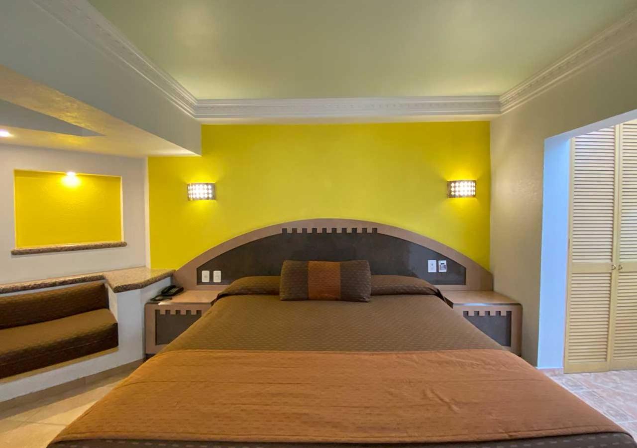 Hotel Villa De Madrid 멕시코 시 외부 사진