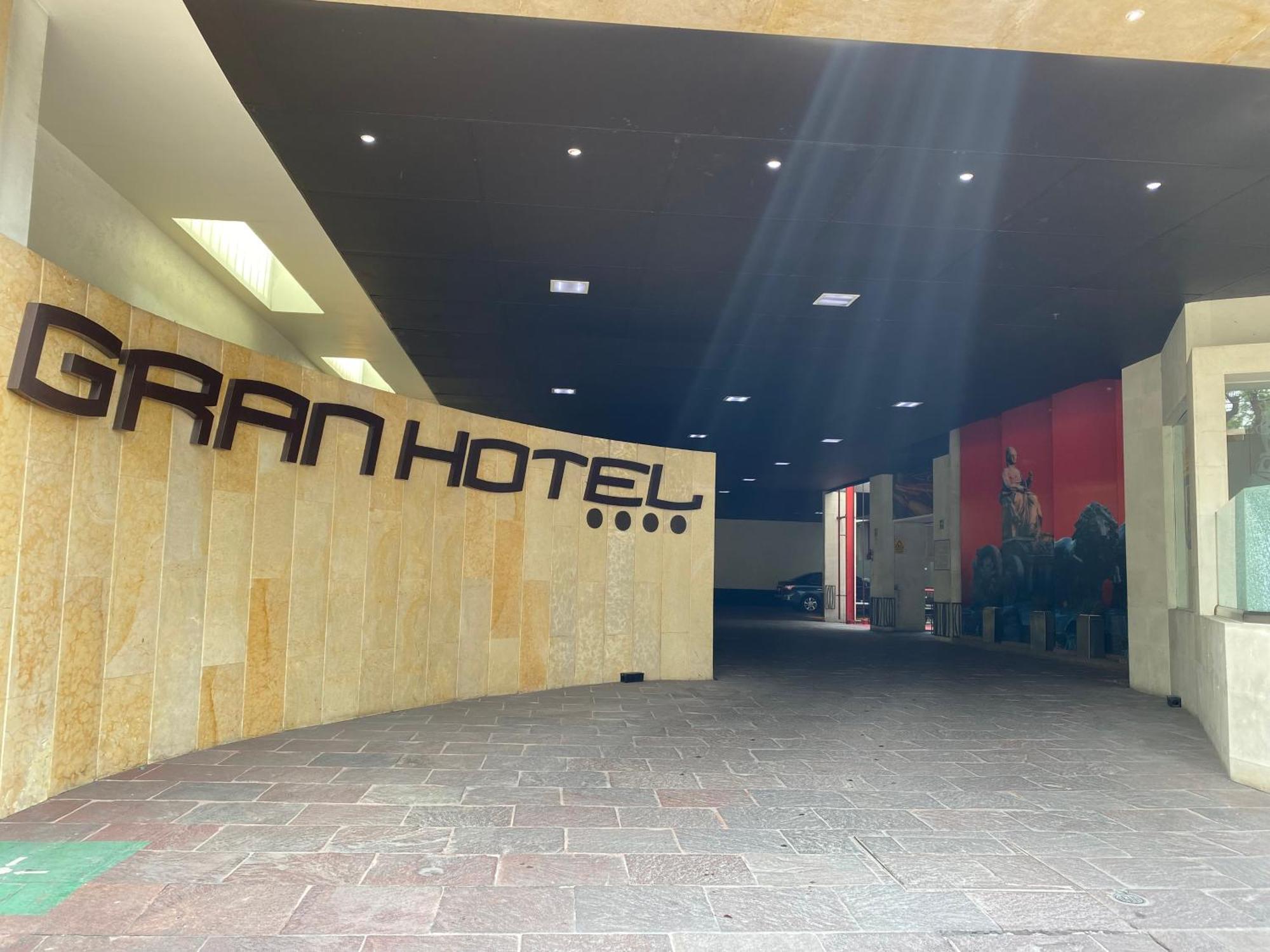 Hotel Villa De Madrid 멕시코 시 외부 사진