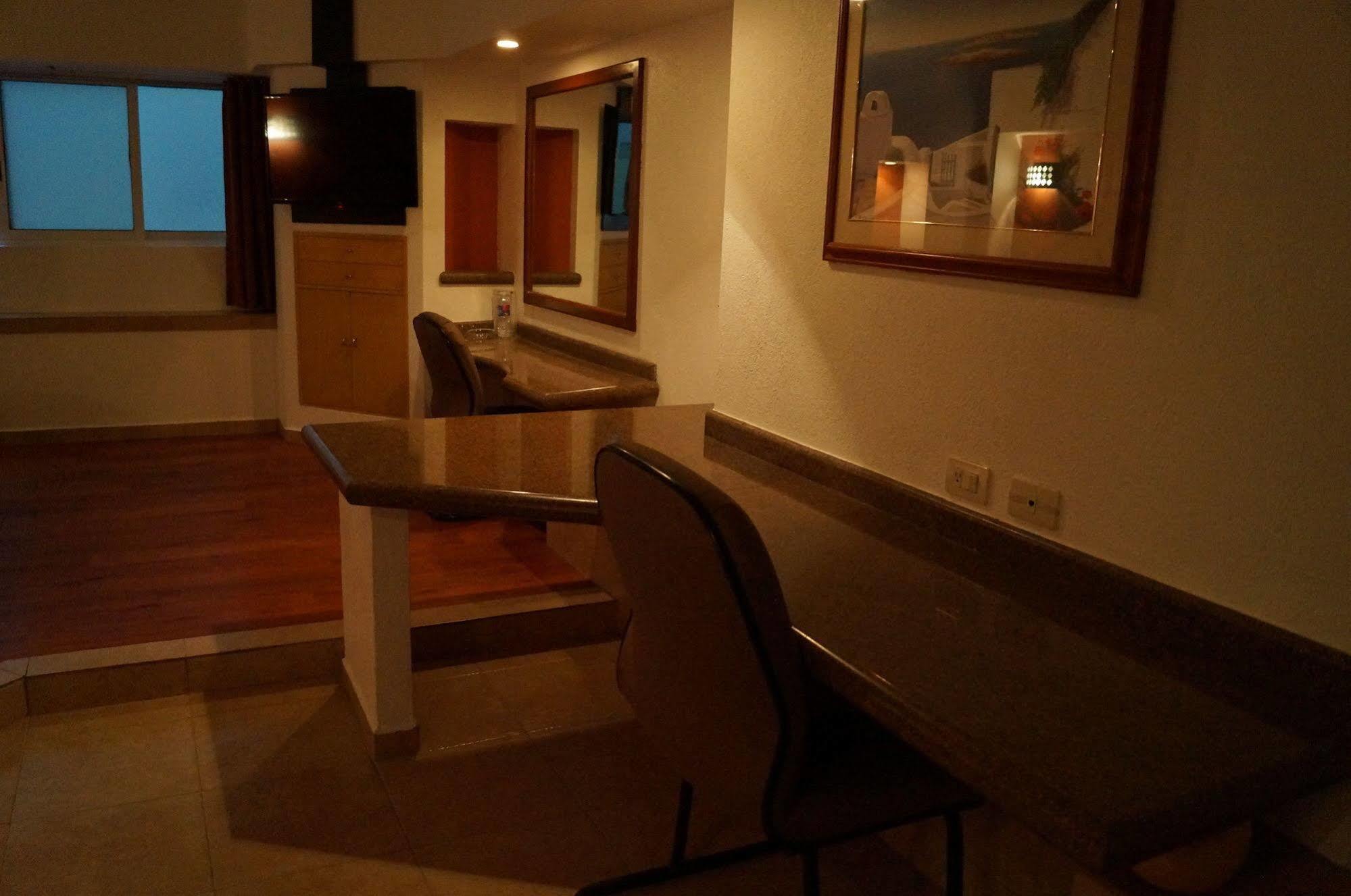 Hotel Villa De Madrid 멕시코 시 외부 사진