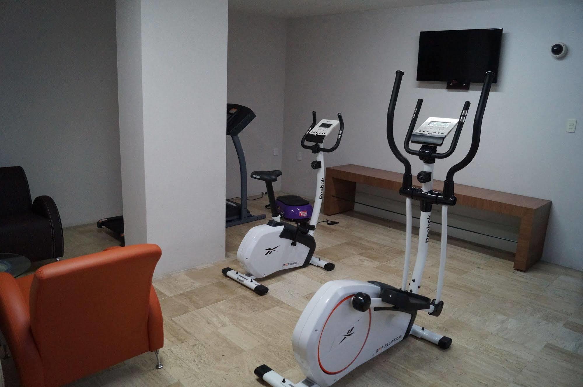 Hotel Villa De Madrid 멕시코 시 외부 사진